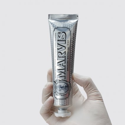Marvis Smokers Whitening Mint zubní pasta 85 ml - Zubní pasty/ Zubní pasty s fluoridy - DENTO.cz - Více pro vaši dentální hygienu