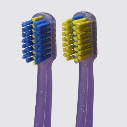 Curaprox CS 5460 zubní kartáček ultrasfot Ortho fialový - Zubní kartáčky/Curaprox - DENTO.cz - Více pro vaši dentální hygienu