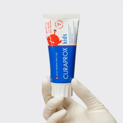 Curaprox kids dětská zubní pasta od 2 let bez fluoridů 60 ml - Dětské pomůcky pro dentální hygienu/Dětské zubní pasty - DENTO.cz - Více pro vaši dentální hygienu