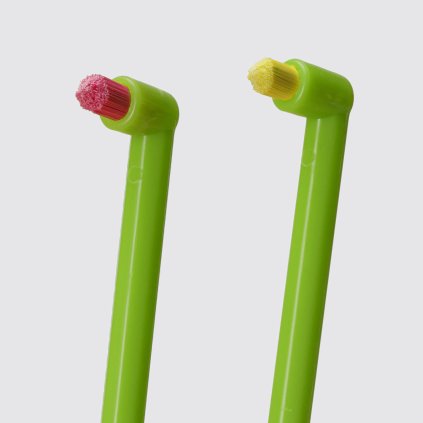 Curaprox CS 1006 zubní kartáček Single zelený 6 mm - Zubní kartáčky/Solo kartáčky - DENTO.cz - Více pro vaši dentální hygienu