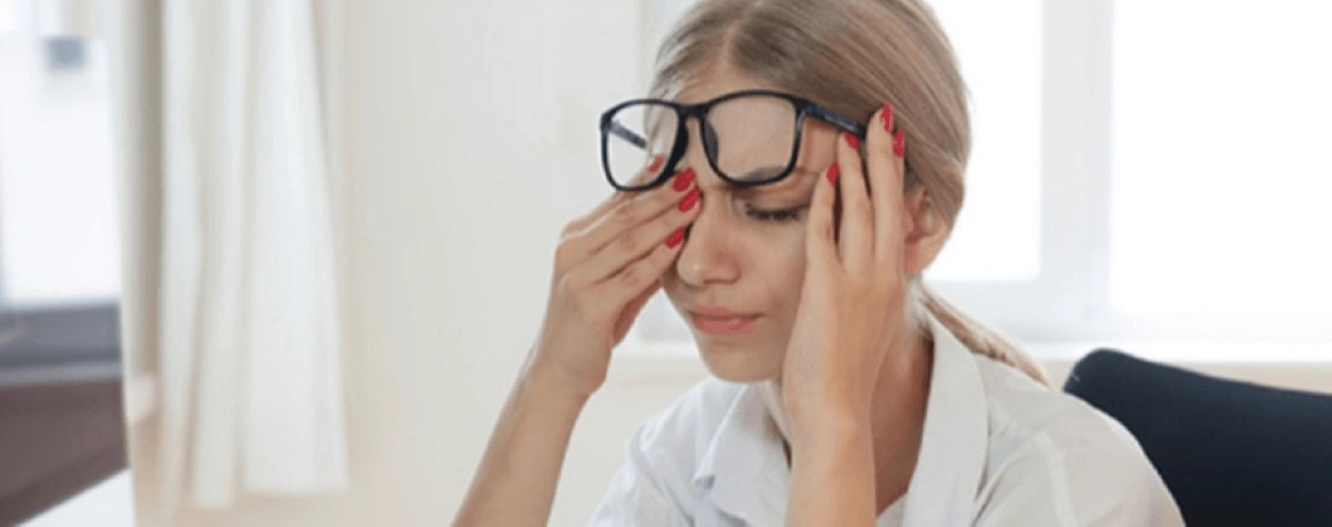 Způsobuje stres akné?