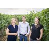 Daniela & Harald & Kathrin Weingut FRANK