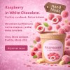 Chrumkavá lyofilizovaná malina obalěná vzěmnej bielej čokoláde.