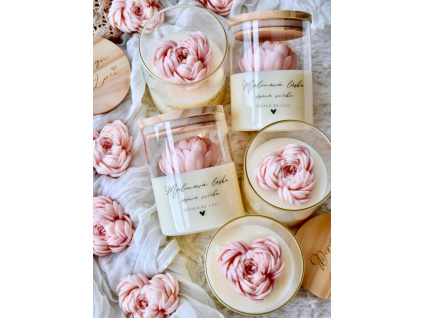 627C6284 0906 461E 8F2E FB958FFBEA37