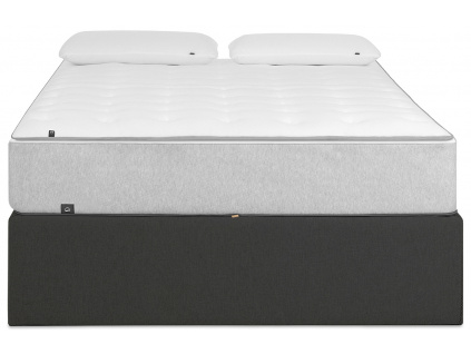 Tmavě šedá látková postel Kave Home Matters 160 x 200 cm