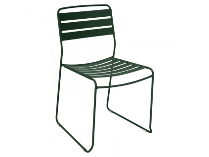Tmavě zelená kovová stohovatelná zahradní židle Fermob Surprising