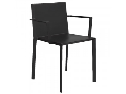 Černá plastová jídelní židle QUARTZ s područkami