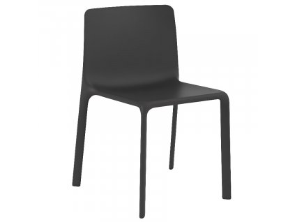 Černá plastová jídelní židle KES