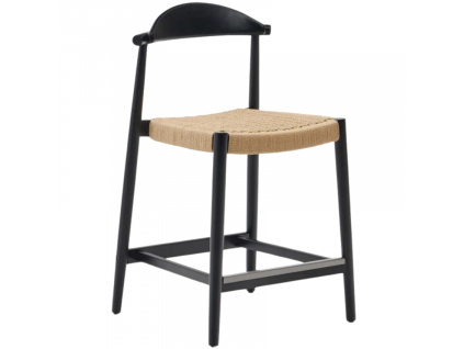 Černá dřevěná barová židle Kave Home Nina 62 cm s výpletem