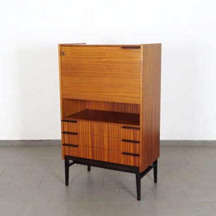 Skříňka - František Mezulánik