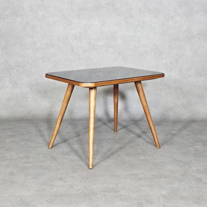 Konferenční stolek s opaxitovou deskou