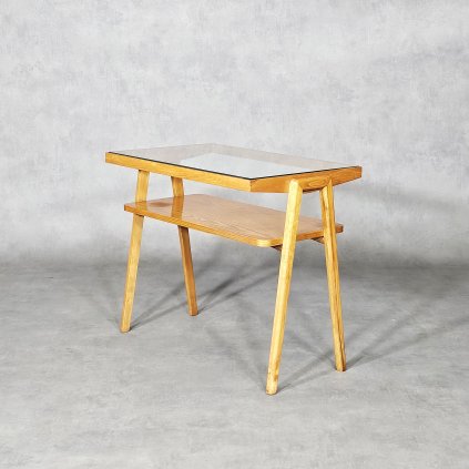 Konferenční stolek