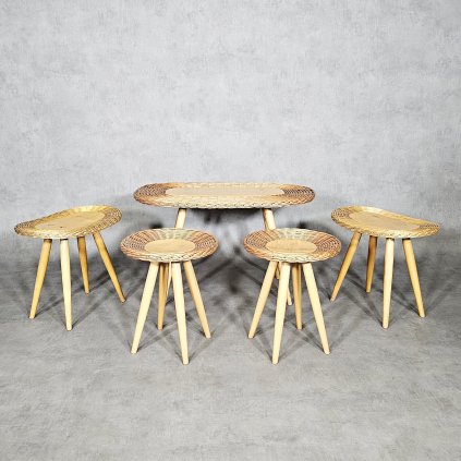 Stoličky a stolek - ÚLUV (5 kusů)