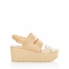 Béžové sandály na platformě MTNG