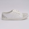 Dámské bílé kožené tenisky se cvočky