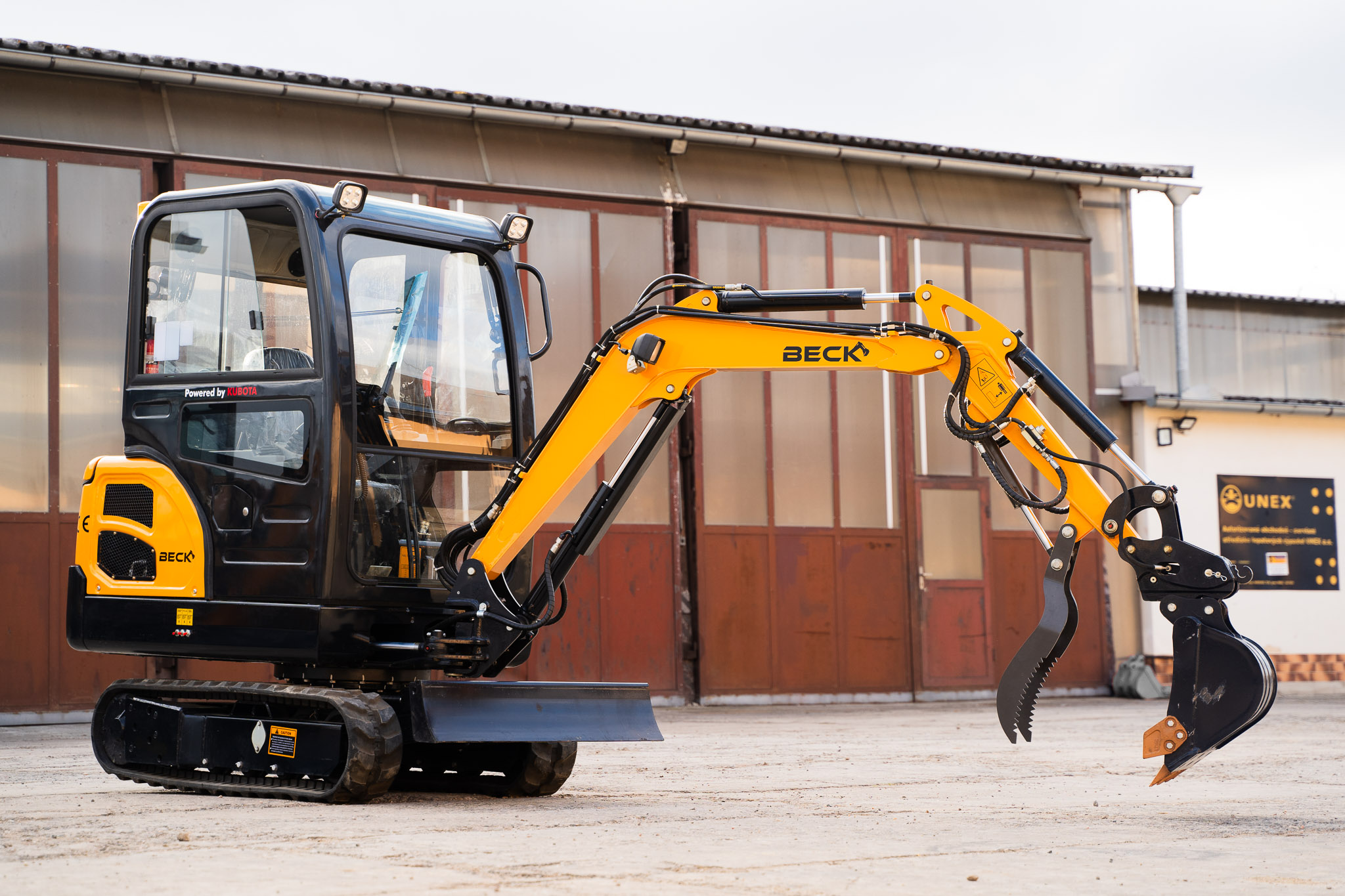 Kabina stroje BECK D18C