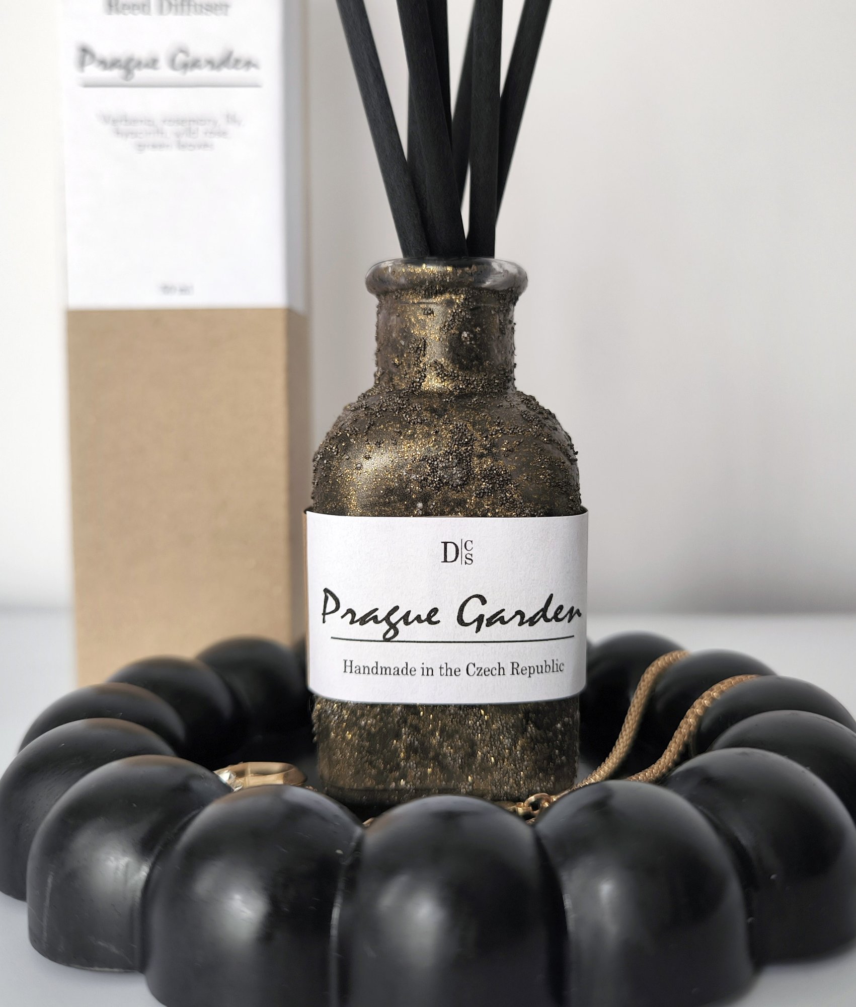 Jak si vybrat tyčinkový aroma difuzér pro váš domov?