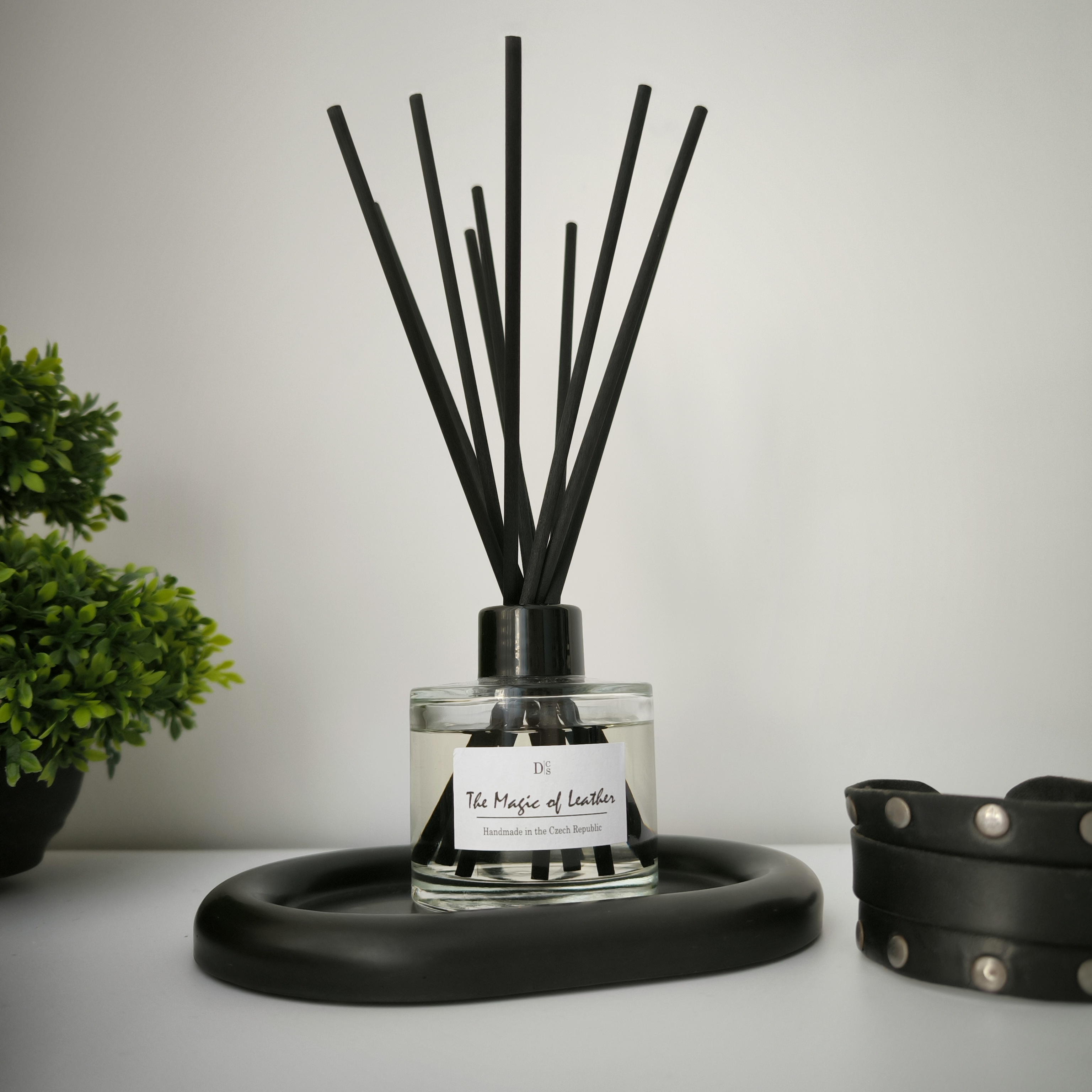 Proč váš tyčinkový difuzér nevoní? Některé rady pro použití