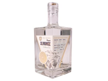 nela drinks slivovice 5yo v02