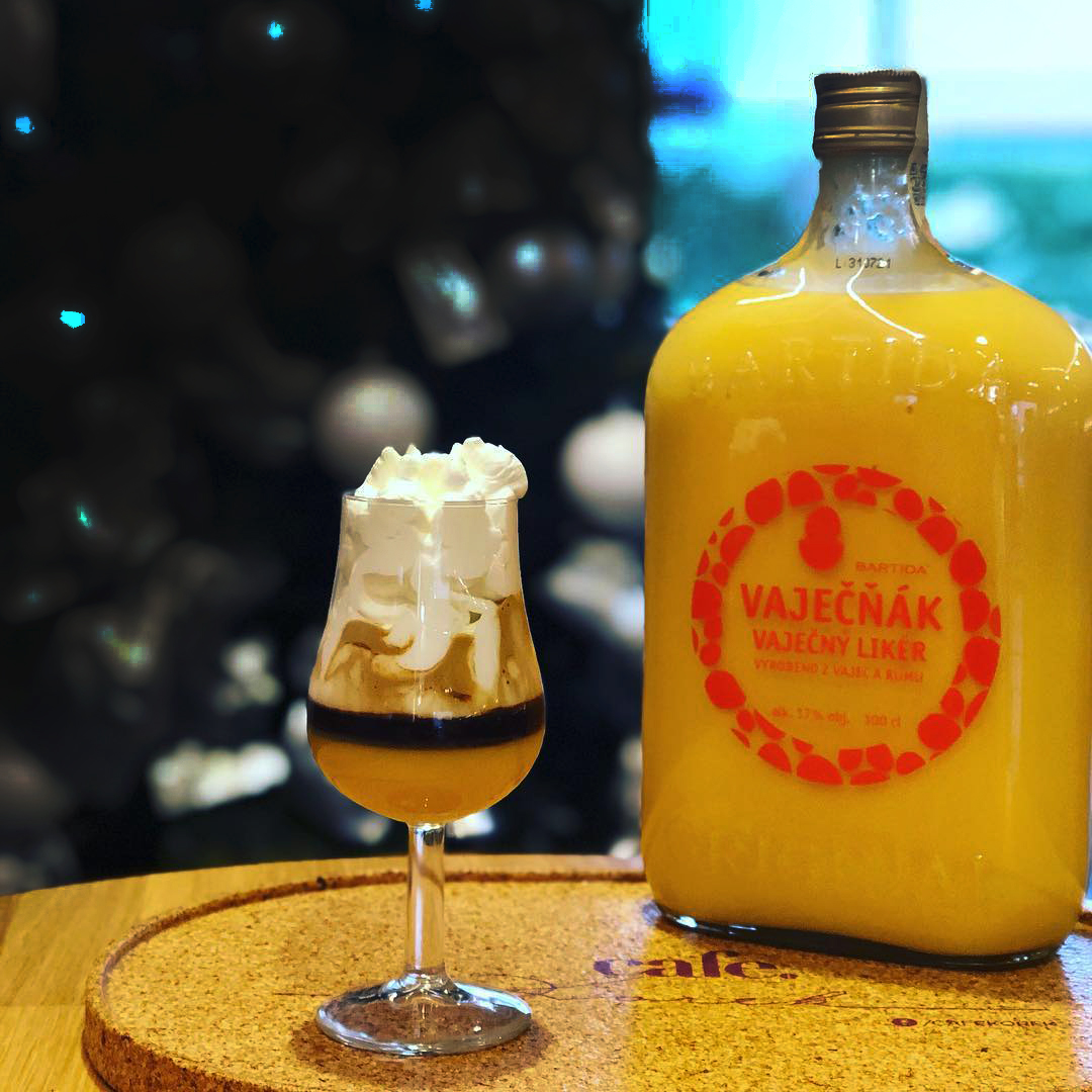 Gravírování: Saint James Cuvee 1765 6y 0,7l 42%