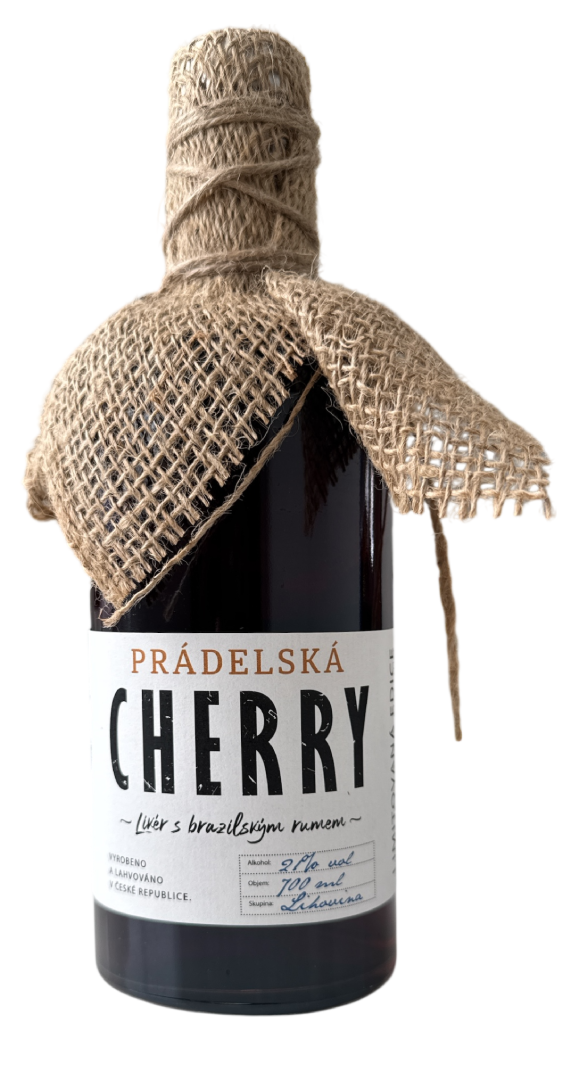 PRÁDELSKÁ Cherry s brazilským rumem 21% 0,7