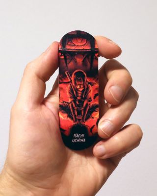 Když se potká fingerboarding a @naruto legenda 🩸🥷 #fingerboard #skateboard #skaterboy #anime #naruto