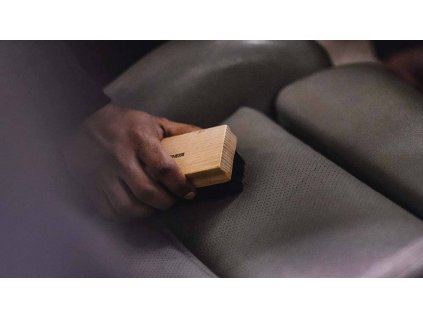 Auto Finesse Upholstery Brush premiový kartáč