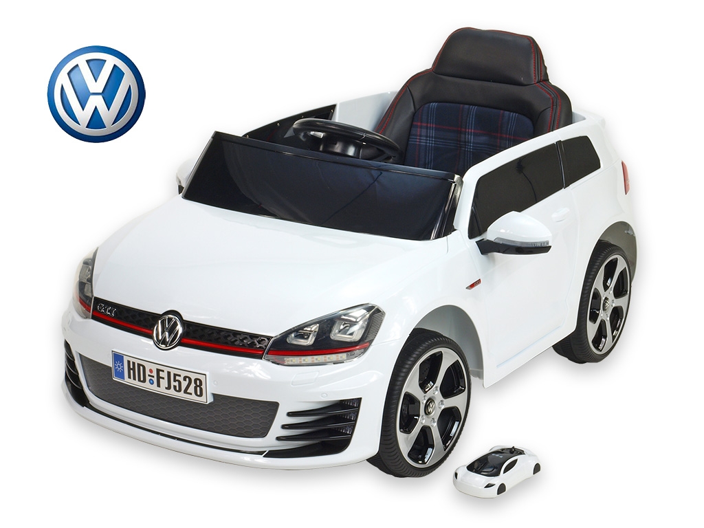 Volkswagen Golf GTI NEW bílý lakovaný