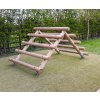 log frame park grass 01