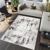 Bielo-čierny dizajnový koberec Flack