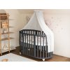 Sada grafitovej rastúcej postieľky 7v1 s tylovým baldachýnom Ecru v interiéri