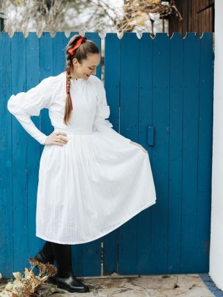 letos je ta zima nějaká delší, ne? a my zatím letos nemáme žádné fotky ve sněhu, což už možná ani nedoženeme. máme tady...