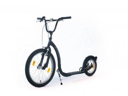 1 12 5501b32cb7094 freeride matte black angleview
