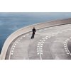 1183 34 ninebot max g3 e lifestyle picture wide shot riding sea background guy