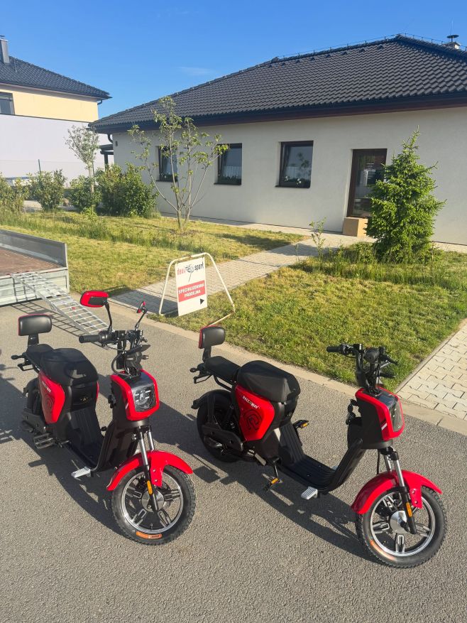 Další dva pařezy od racceway dvěma pánům na Bouzov. DOPRAVA A MONTÁŽ ZDARMA. 19ah lithiová baterie 32900,- Verze bez...