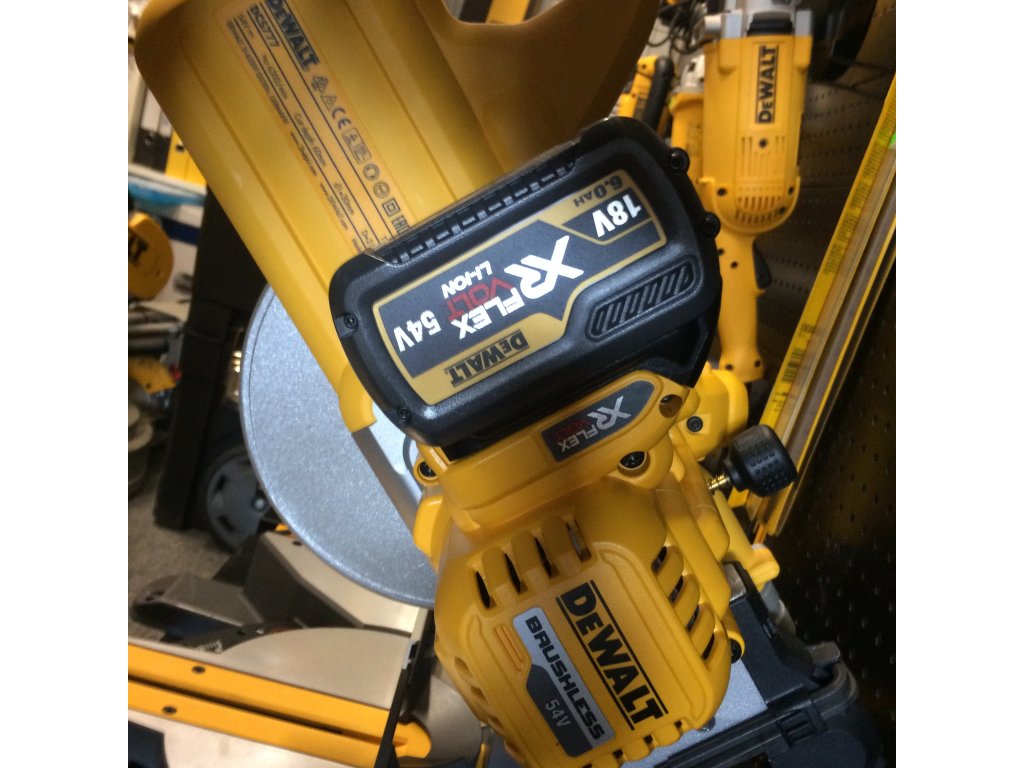 Dcs777t2 dewalt hotsell