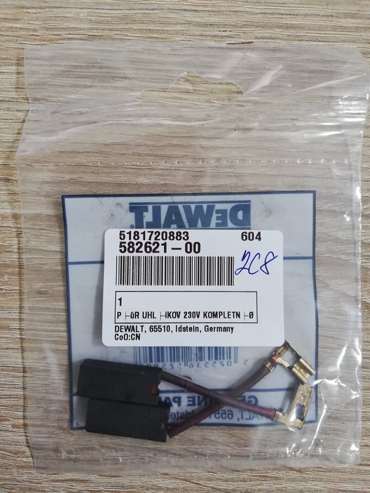 582621-00 DEWALT ORIGINÁL NÁHRADNÍ UHLÍKY PRO KLADIVA D25500k