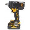 DCF891P2G-QW DEWALT 18V AKU BEZUHLÍKOVÝ RÁZOVÝ UTAHOVÁK 1/2" , 813Nm, 2 X BATERIE 5,0 AH, NABÍJEČKA, PUR VLOŽKA