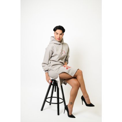 šedé tepl.šaty nikto DSC 0400