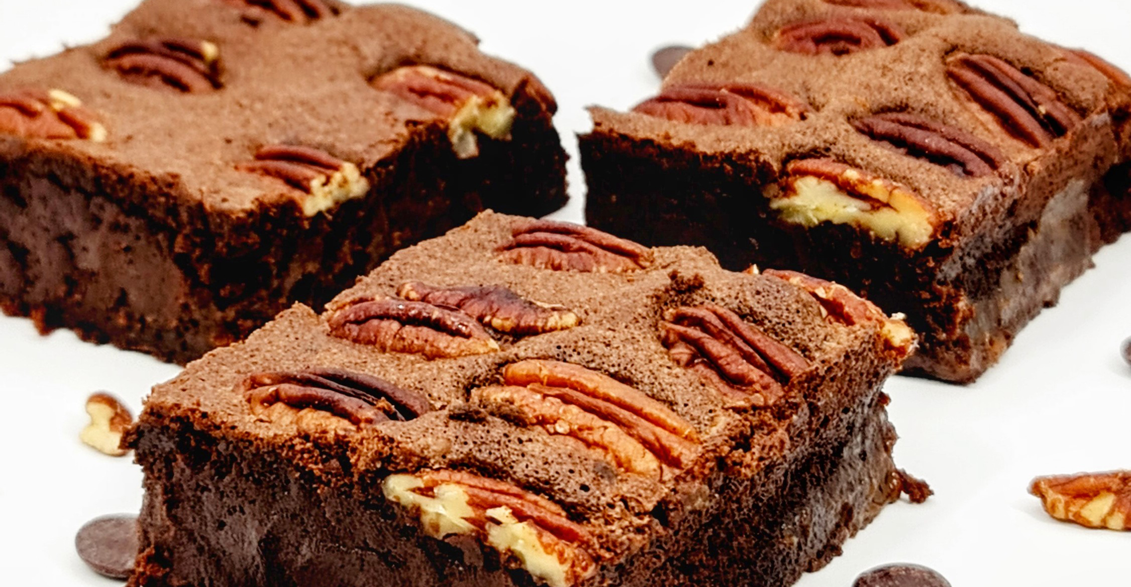 BROWNIES MIT PEKANNÜSSEN - DIANA COMPANY & XAVIER CARCHENILLA VON SWEETFLOW