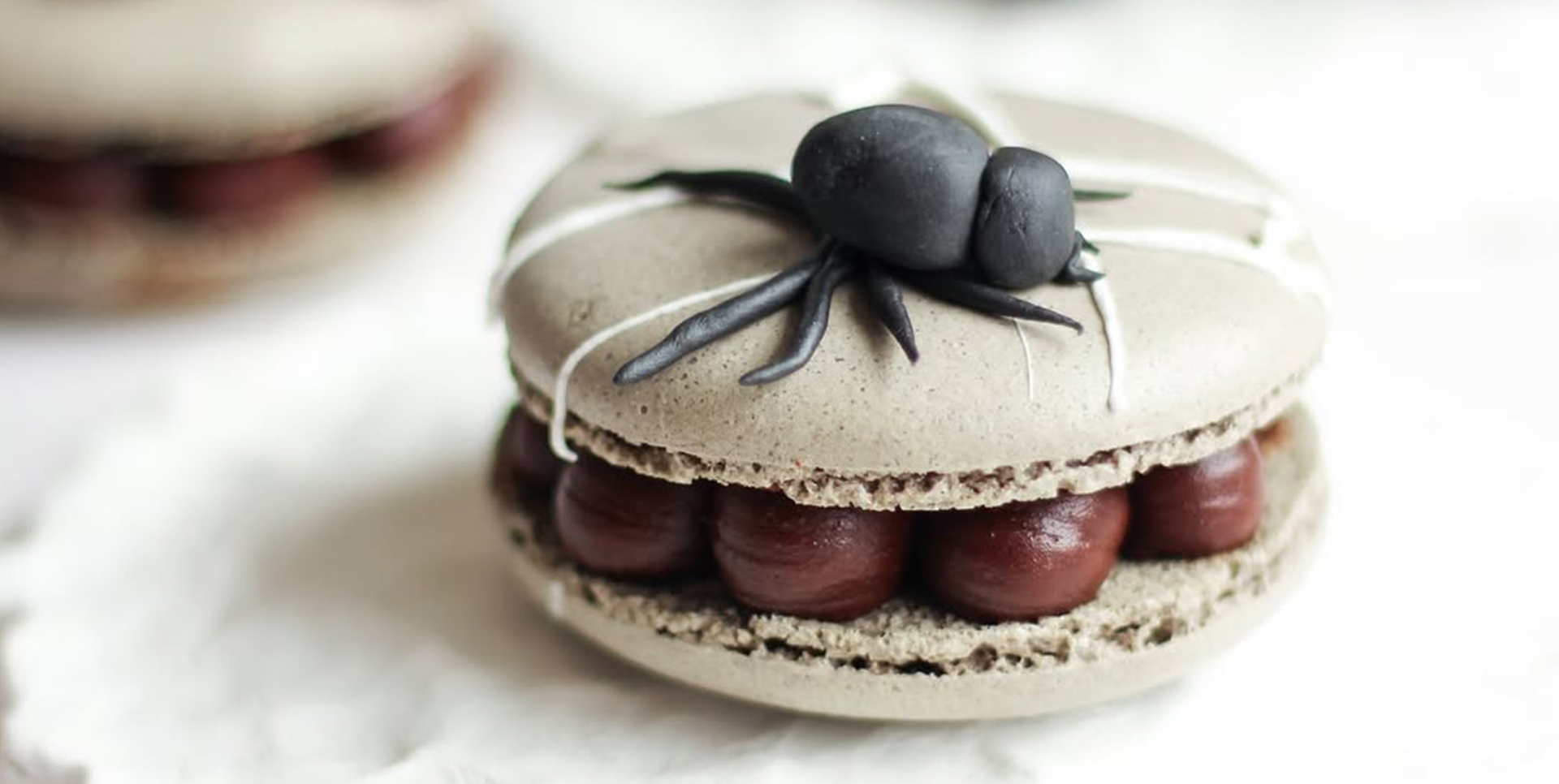 STRAŠIDELNÉ MAKRONKY- DIANA COMPANY- MRS.PALACINKA- DIANA V KUCHYNI