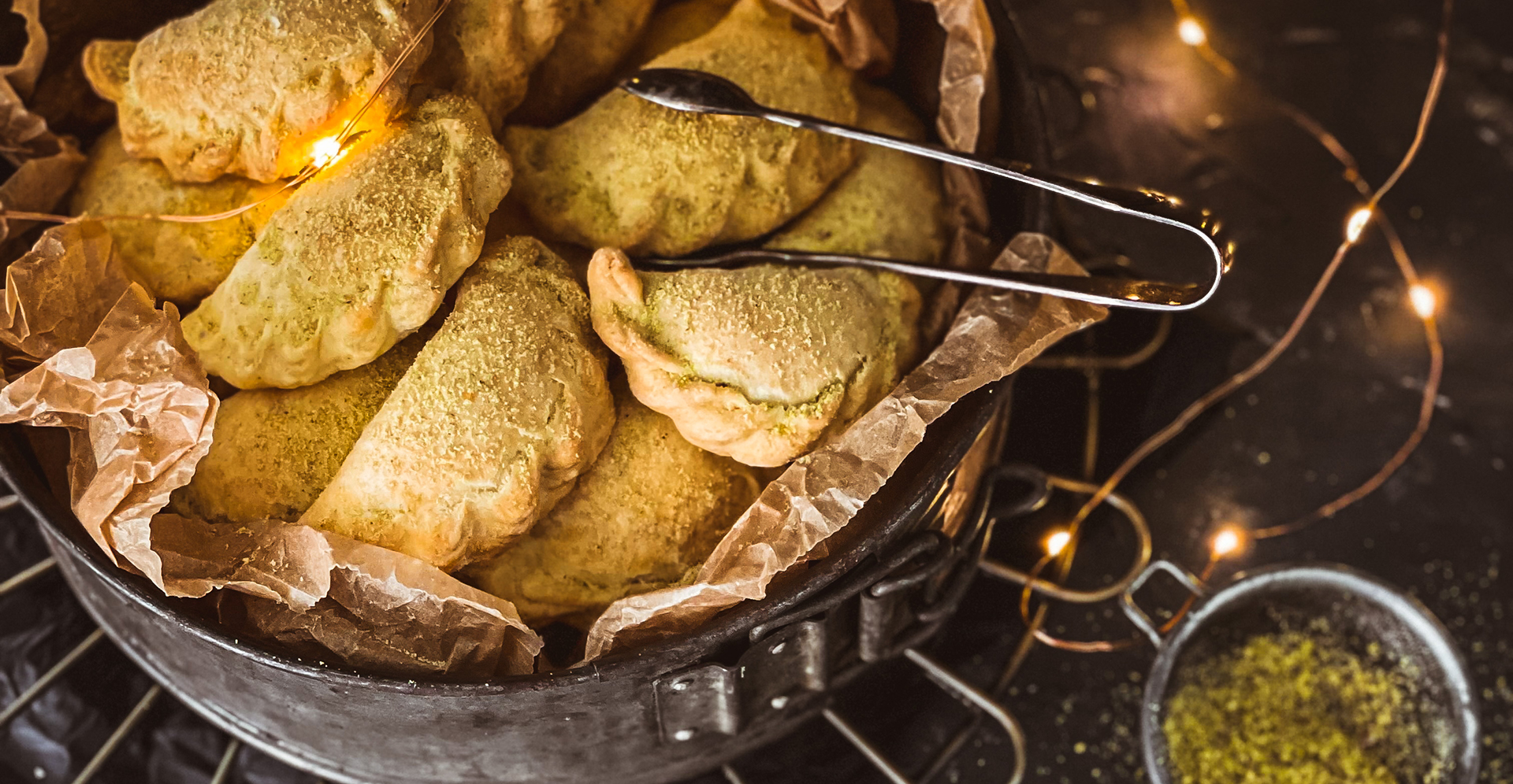 TAŠTIČKY S PISTÁCIAMI A CITRÓNMI- DIANA COMPANY & JOSEF MARŠÁLEK - DIANA V KUCHYNI