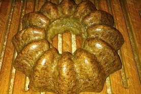 ORIEŠKOVO-TVAROHOVÁ BÁBOVKA