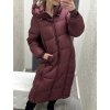 Dlouhý zimní kabát v bordó odstínu