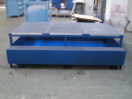 Záchytná vaňa s roštom a stolom 2300x1500x650 mm, pozink