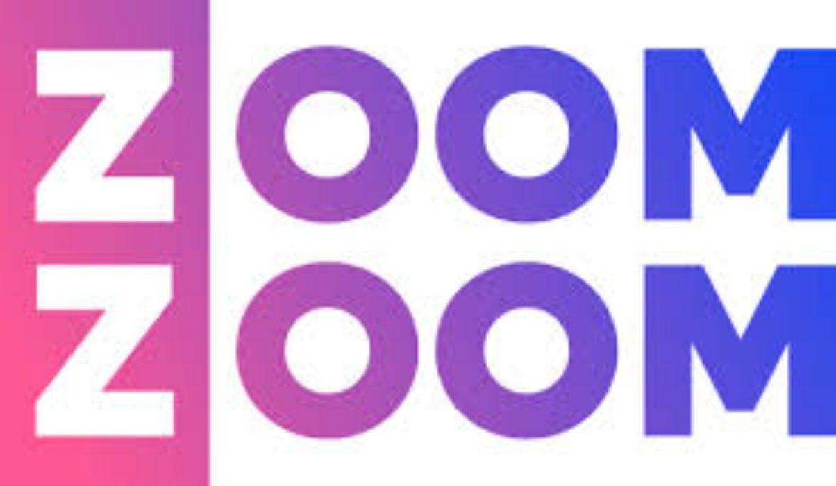 Logo reklamnej agentúry ZOOMZOOM odporúčanej od Digiskilly.