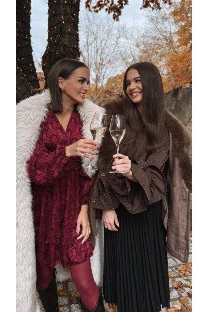 A510F90B F18A 40E3 9A5F E8F554517100