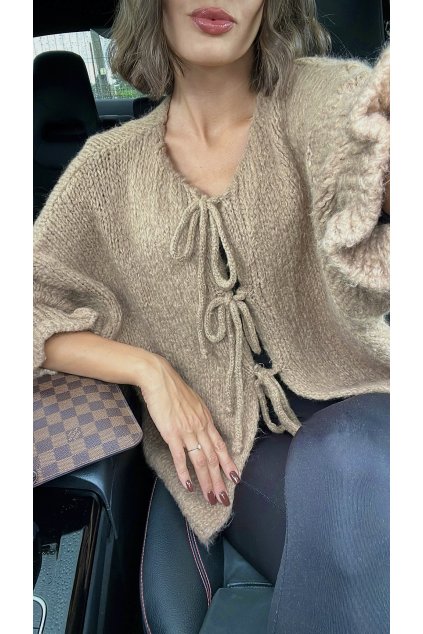 33DA7C16 B77F 41AF 8004 E490DAAA3A1F