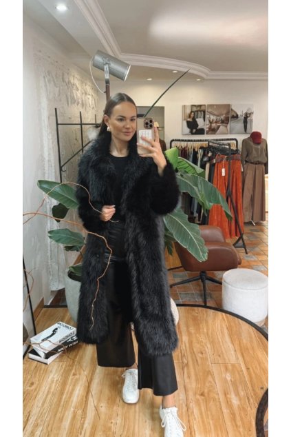 E3C1B2EB CB3E 44A4 B926 FF5782B0A449