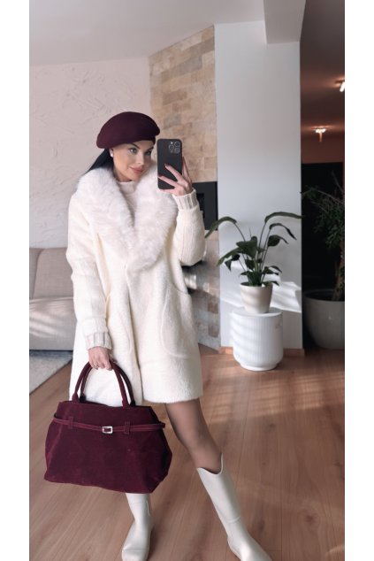 DDCD6562 B14A 48D9 ACCE 4F770EFC36C4